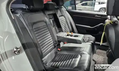 Volkswagen Passat 2018 2.0 гидро в Москве № 976111, миниатюра 12