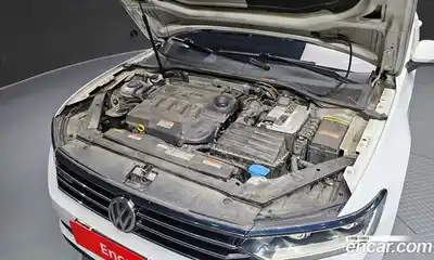 Volkswagen Passat 2018 2.0 гидро в Москве № 976111, миниатюра 6