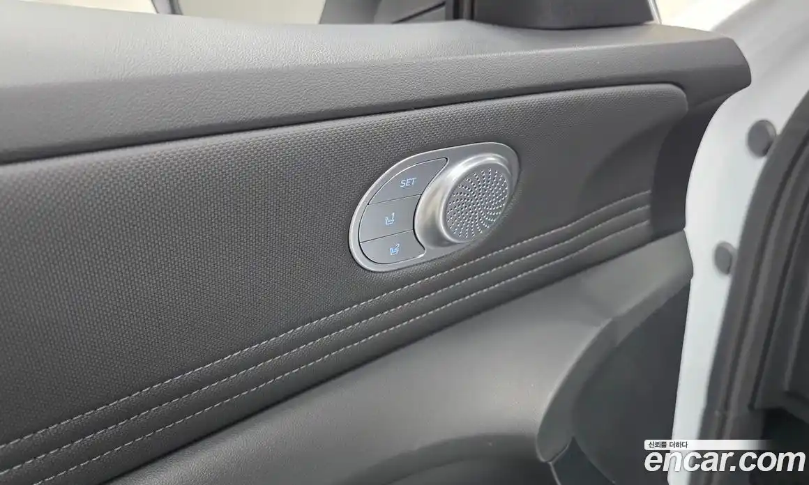 Hyundai Avante 2024 1.6 Автомат в Москве № 1006785, фото 17