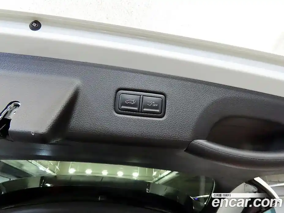 Kia Canival 2024 3.5 Автомат в Москве № 1009155, фото 15