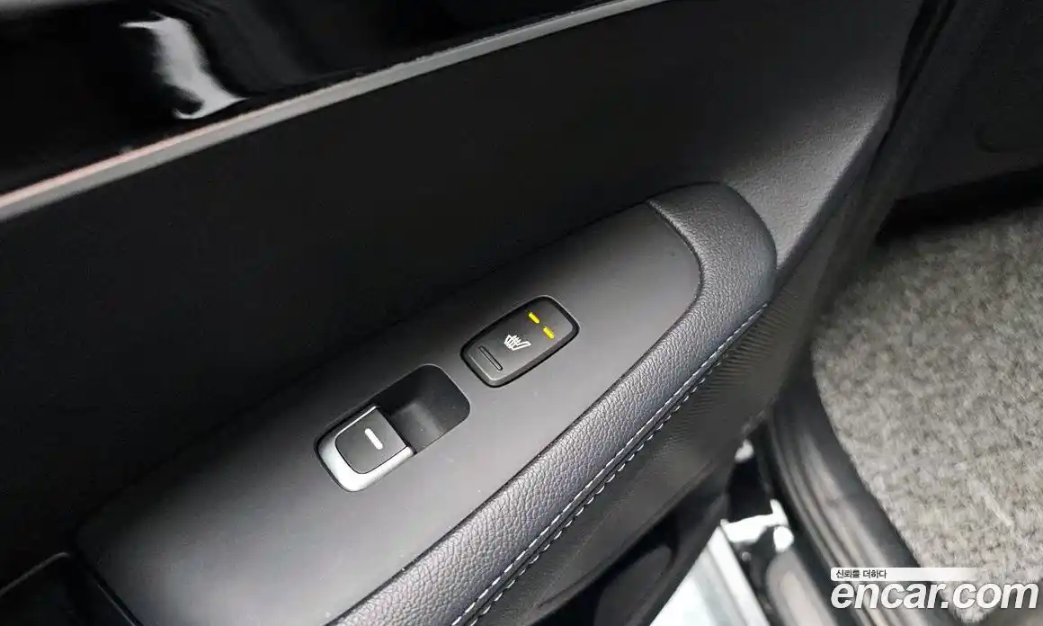 Kia Sorento 2018 2.0 Автомат в Москве № 1009409, фото 19