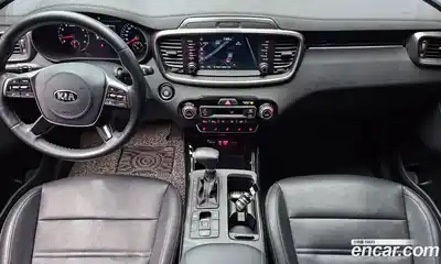 Kia Sorento 2018 2.0 Автомат в Москве № 1009409, миниатюра 7