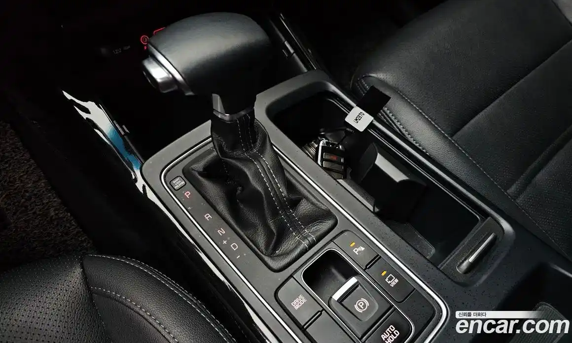 Kia Sorento 2018 2.0 Автомат в Москве № 1009409, фото 9