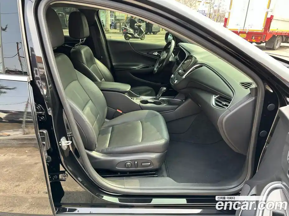 Chevrolet Malibu 2018 2.0 Автомат в Москве № 1012637, фото 13