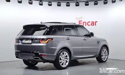 Land Rover Range-Rover Sport 2020 3.0 гидро в Москве № 1013457, миниатюра 2