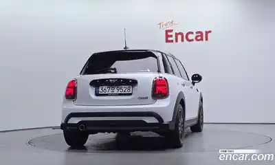Mini Cooper 2023 1.5 гидро в Москве № 1013739, миниатюра 4