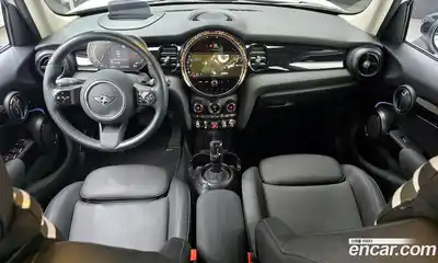 Mini Cooper 2023 1.5 гидро в Москве № 1013739, миниатюра 7