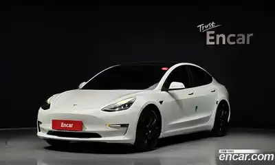 Tesla Model 3, 2022