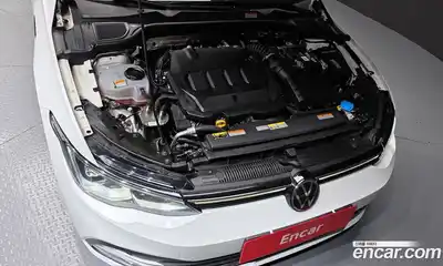 Volkswagen Golf 2022 2.0 гидро в Москве № 1014561, миниатюра 6
