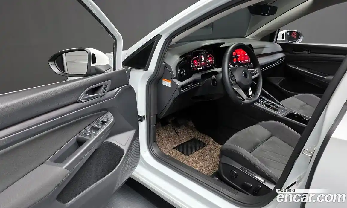 Volkswagen Golf 2022 2.0 гидро в Москве № 1014561, фото 10