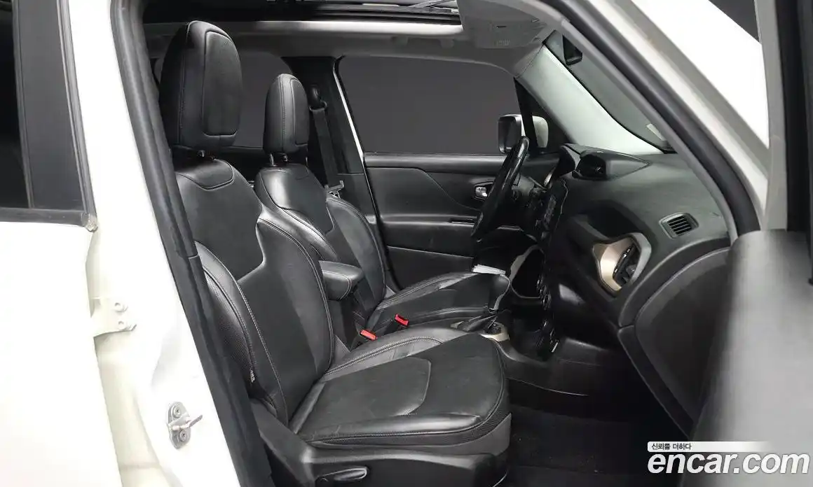 Jeep Renegade 2017 2.0 гидро в Москве № 1015071, фото 11