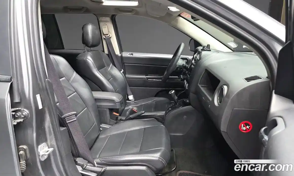 Jeep Compass 2013 2.4 гидро в Москве № 1015077, фото 11