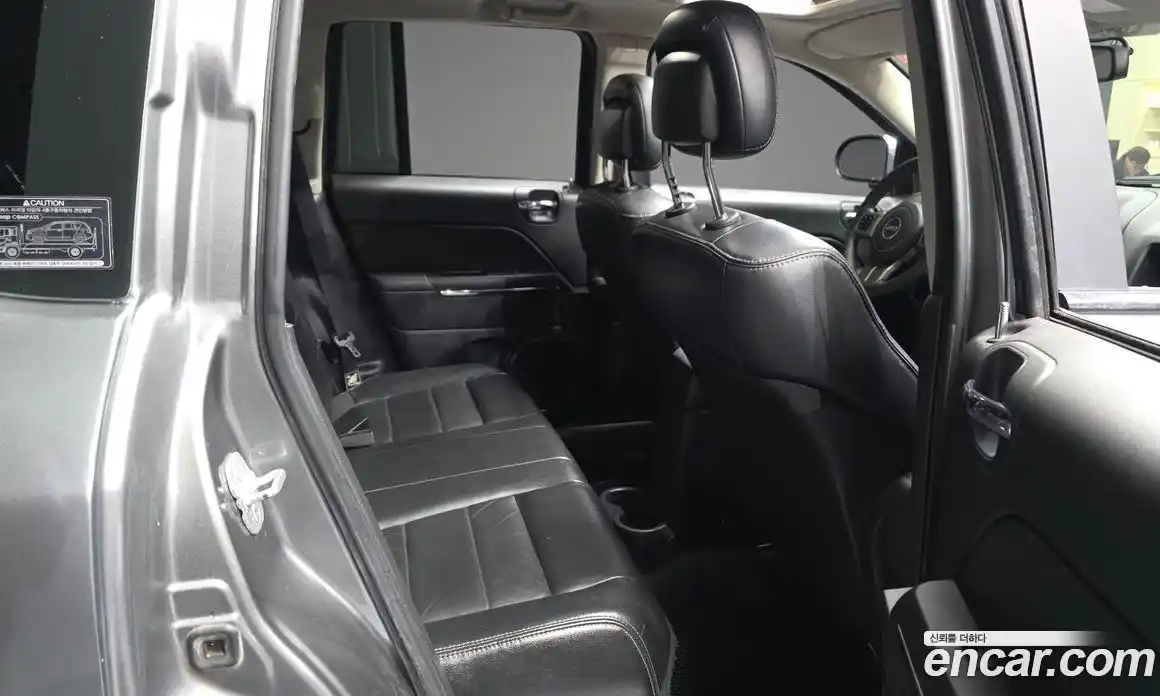 Jeep Compass 2013 2.4 гидро в Москве № 1015077, фото 12