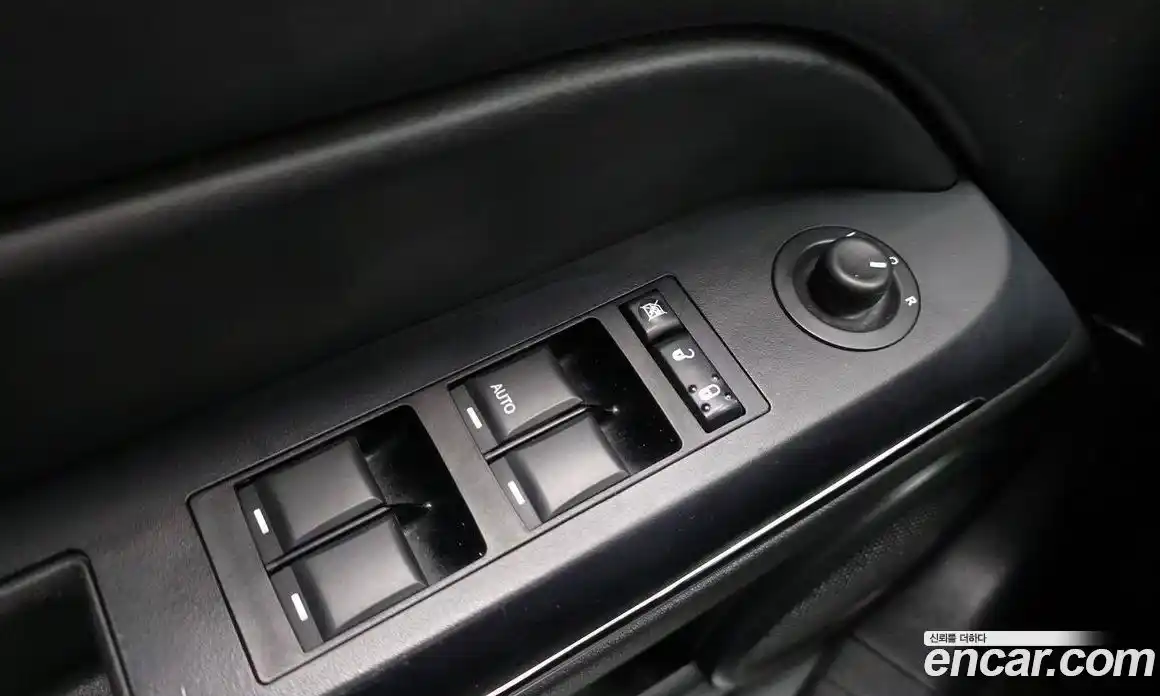 Jeep Compass 2013 2.4 гидро в Москве № 1015077, фото 18