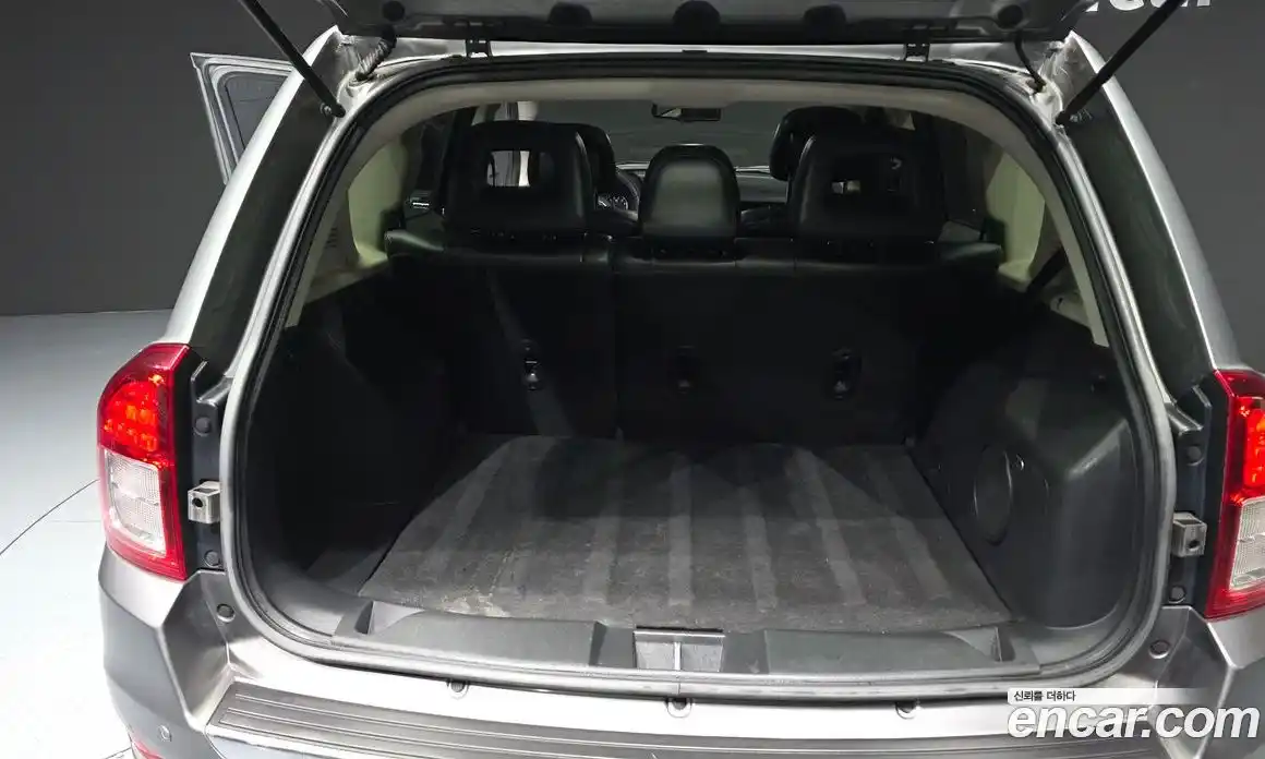 Jeep Compass 2013 2.4 гидро в Москве № 1015077, фото 20