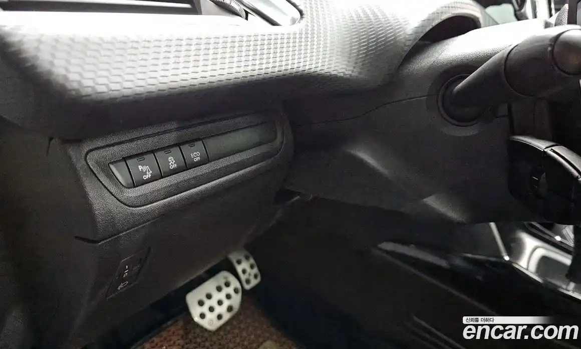 Peugeot 2008 2016 1.6 гидро в Москве № 1015813, фото 13