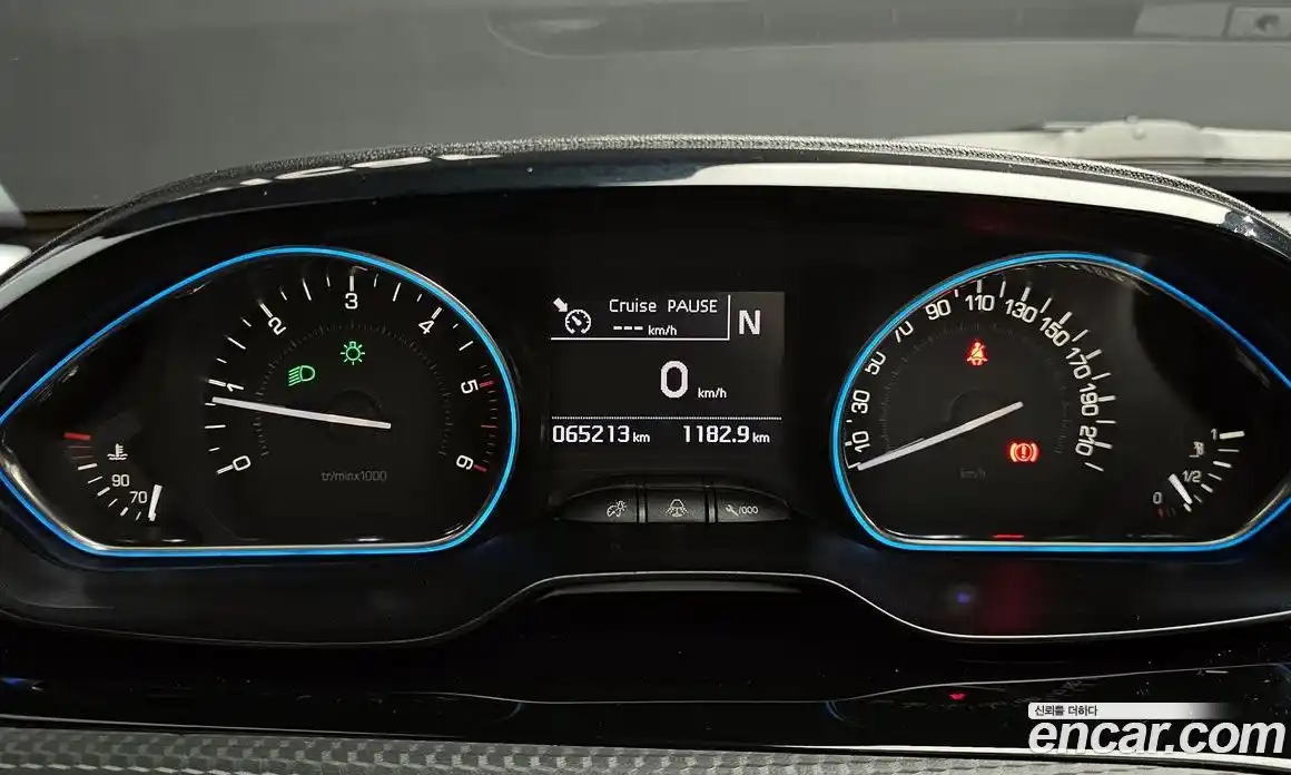 Peugeot 2008 2016 1.6 гидро в Москве № 1015813, фото 8