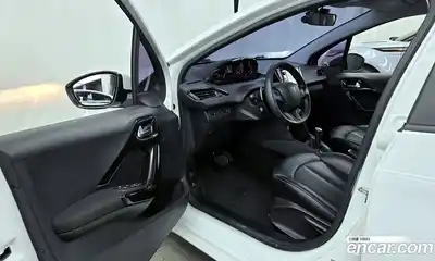 Peugeot 208 2015 1.4 гидро в Москве № 1015832, миниатюра 10