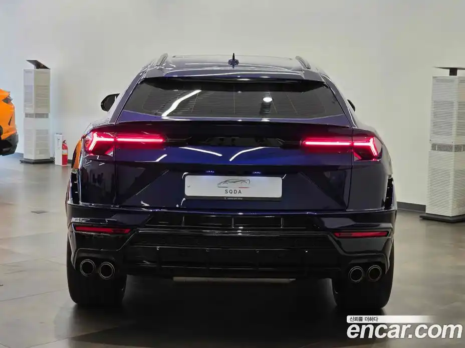 Lamborghini Urus 2024 4.0 гидро в Москве № 1015973, фото 3