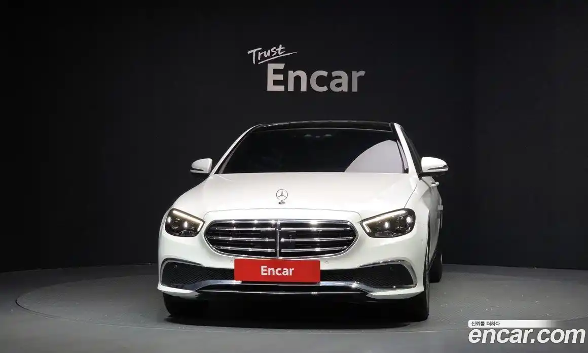 Mercedes-Benz E-Class 2021 3.0 гидро в Москве № 135372, фото 3