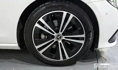 Mercedes-Benz E-Class 2021 2.0 гидро в Москве, миниатюра 5