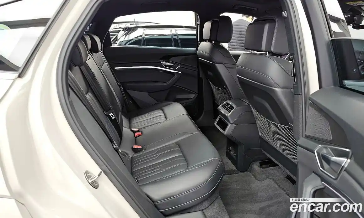 Audi e-tron 2022 0.2 гидро в Москве № 154741, фото 12