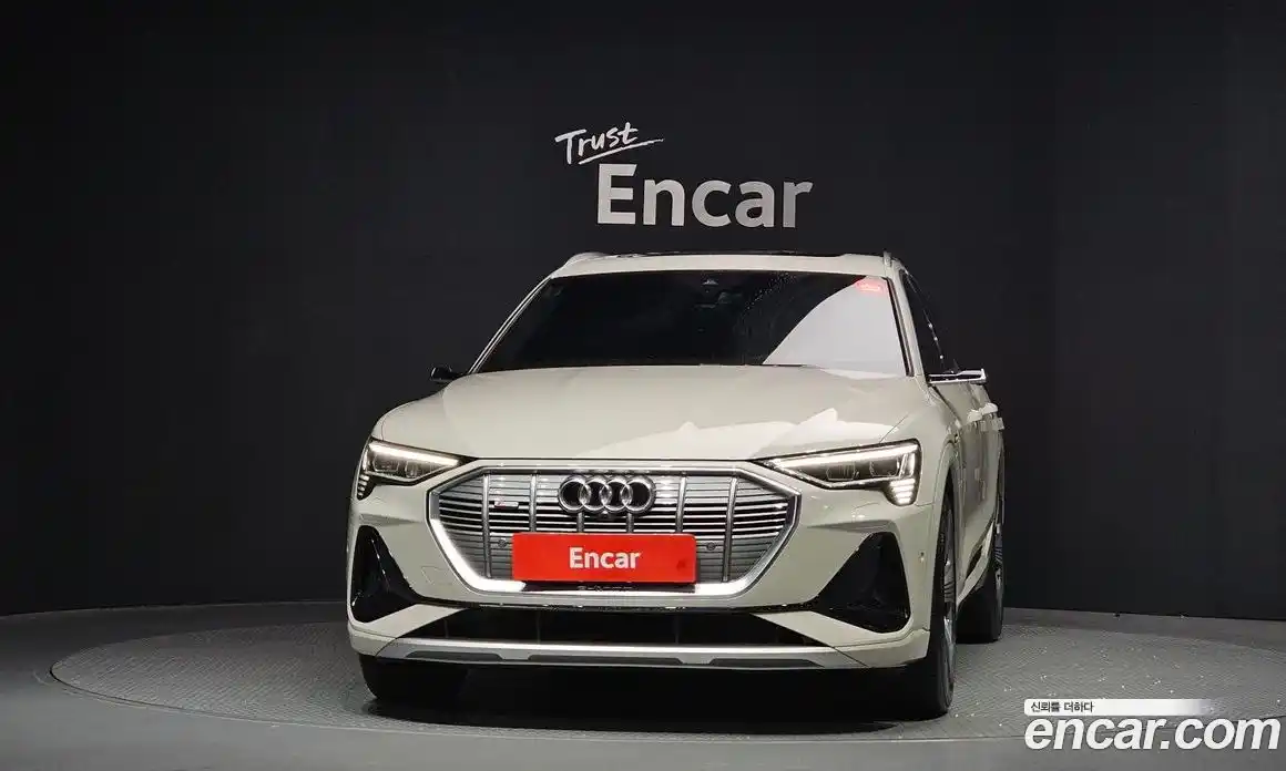 Audi e-tron 2022 0.2 гидро в Москве № 154741, фото 3