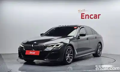 BMW 5-Series, 2022