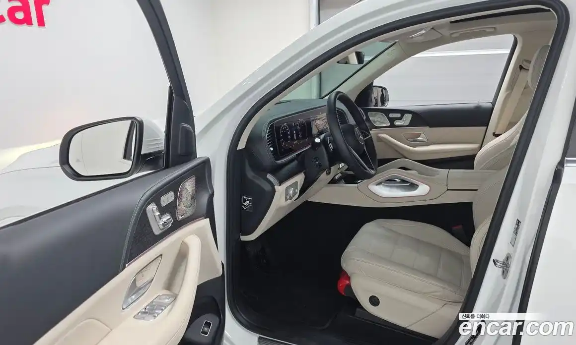 Mercedes-Benz GLE-Class 2025 3.0 гидро в Москве № 160156, фото 11