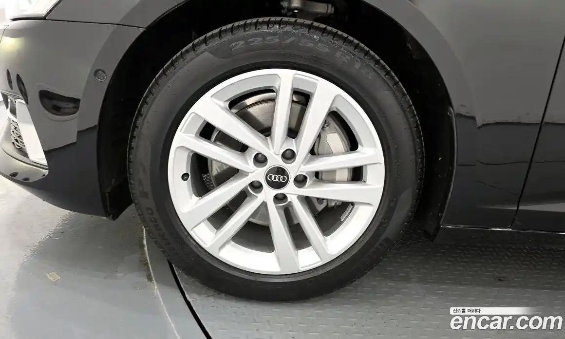 Audi A6 2023 2.0 гидро в Москве, фото 5