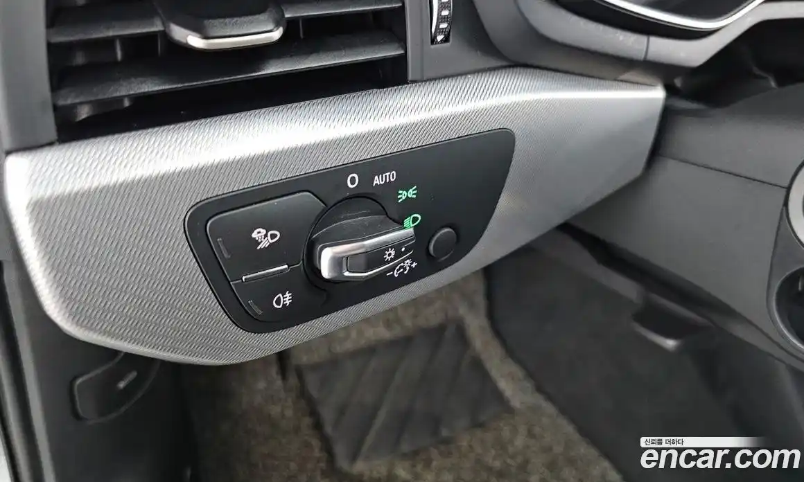 Audi A4 2019 2.0 гидро в Москве № 163210, фото 17