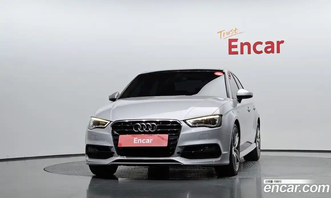 Audi A3 2015 2.0 гидро в Москве № 163663, фото 3