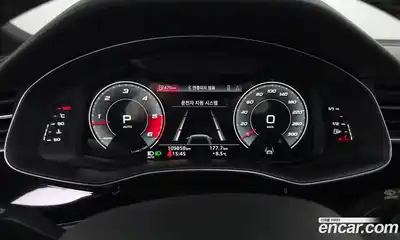 Audi Q8 2021 3.0 гидро в Москве № 163712, миниатюра 8