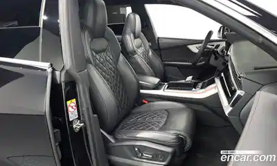 Audi Q8 2021 3.0 гидро в Москве № 163712, миниатюра 10