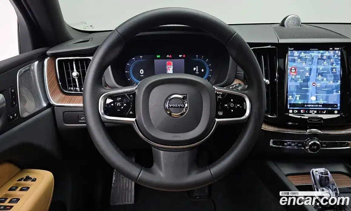 Volvo XC60 2023 2.0 гидро в Москве № 164182, фото 12