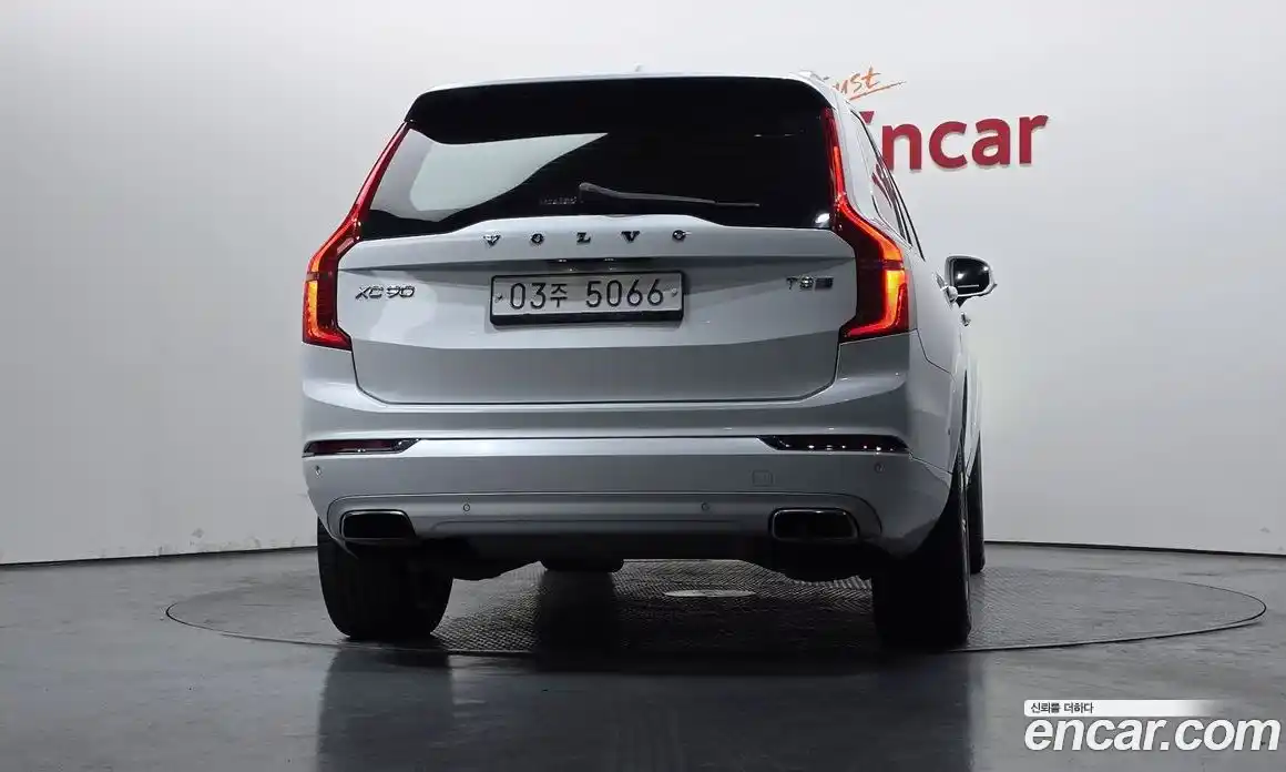 Volvo XC90 2018 2.0 гидро в Москве № 164618, фото 4