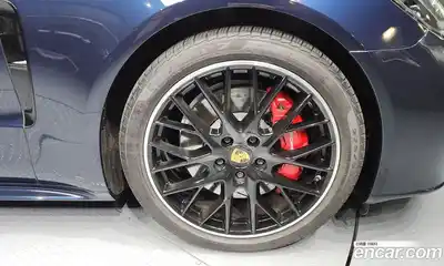 Porsche Panamera 2019 4.0 гидро в Москве № 165432, миниатюра 5