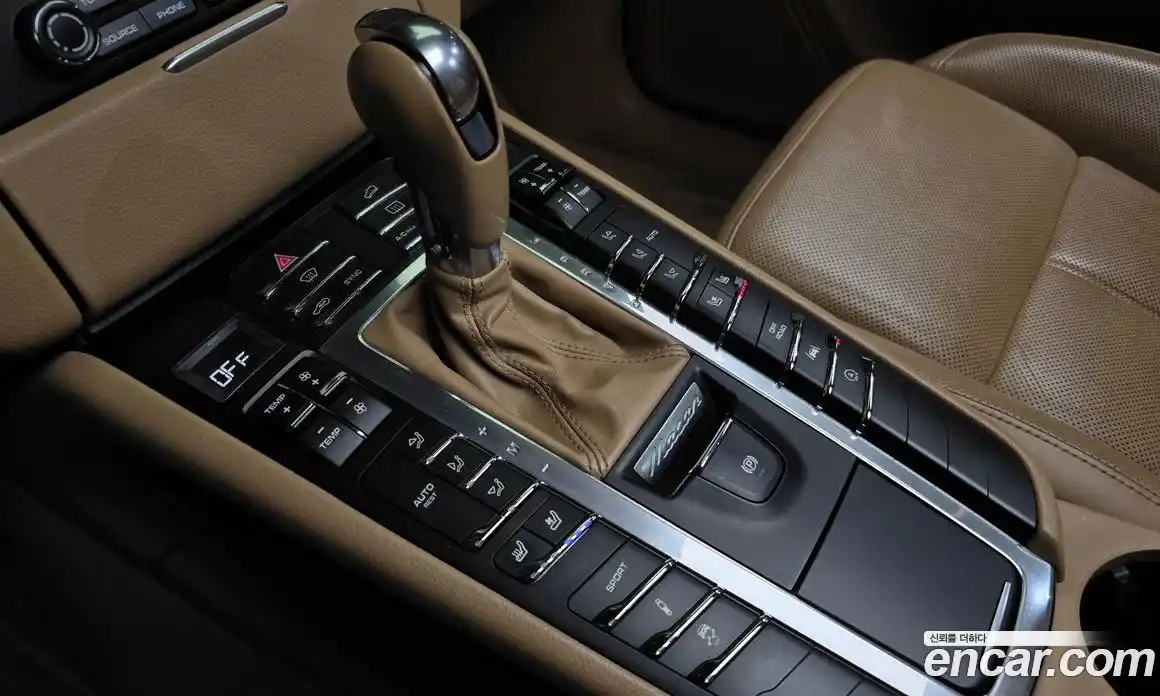 Porsche Macan 2016 3.0 гидро в Москве № 165676, фото 9