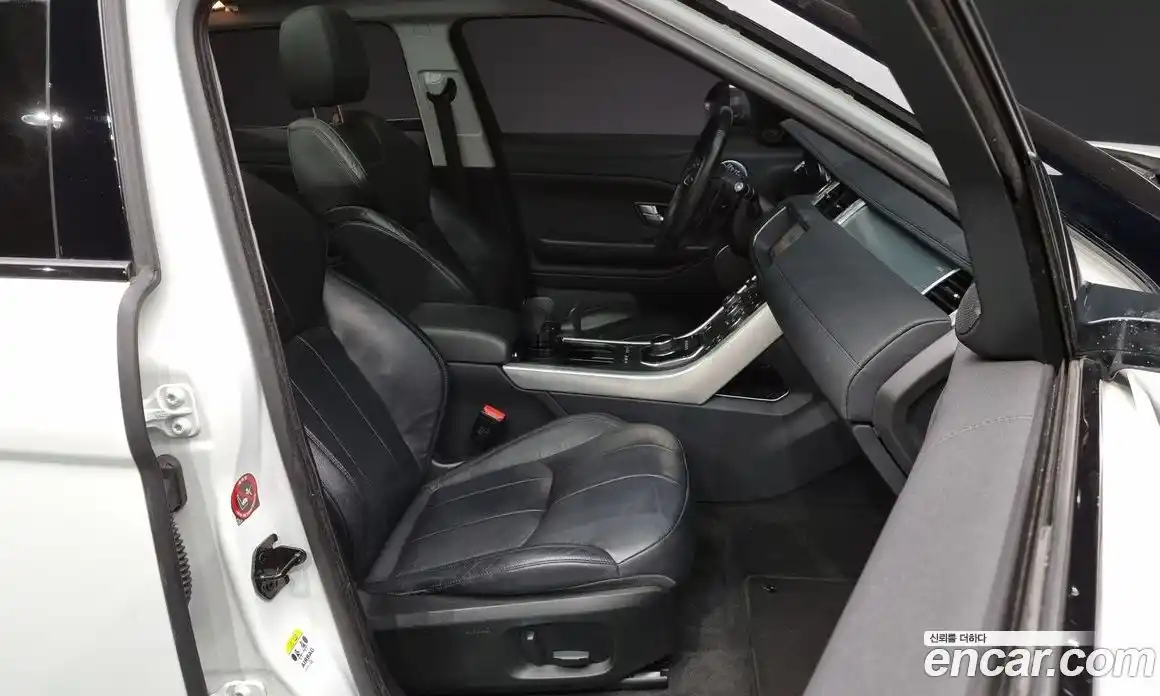 Land Rover Range-Rover Evoque 2017 2.0 гидро в Москве № 166611, фото 11