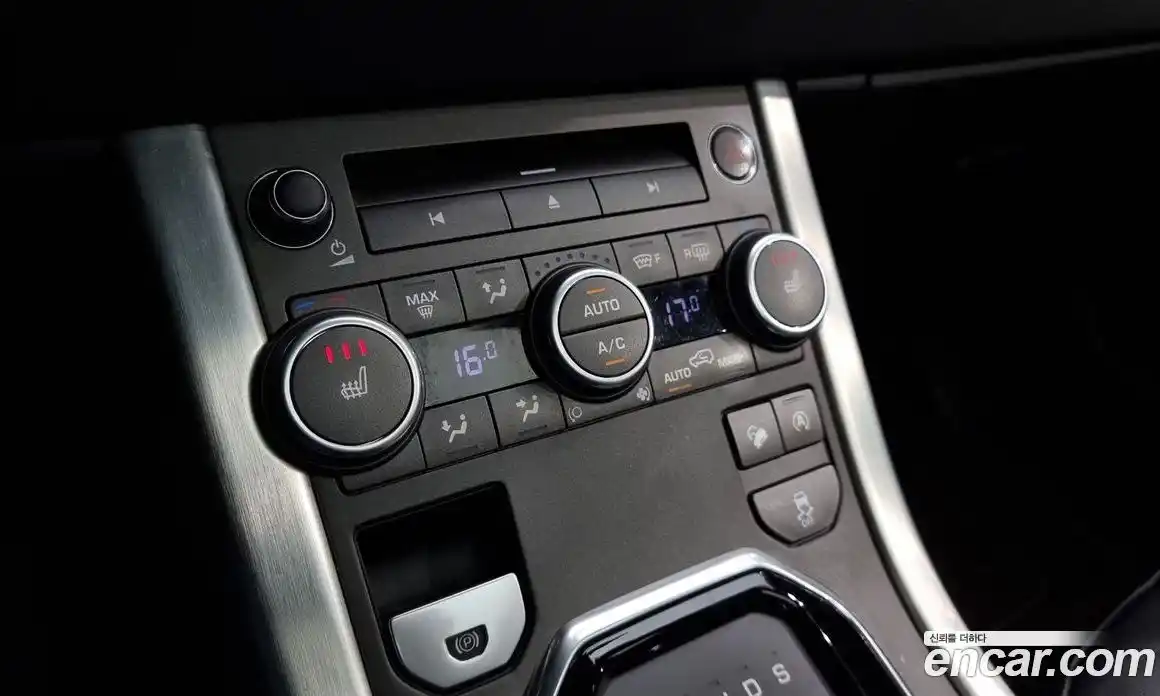 Land Rover Range-Rover Evoque 2017 2.0 гидро в Москве № 166611, фото 17