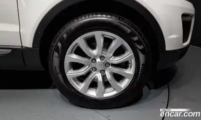 Land Rover Range-Rover Evoque 2017 2.0 гидро в Москве № 166611, миниатюра 5