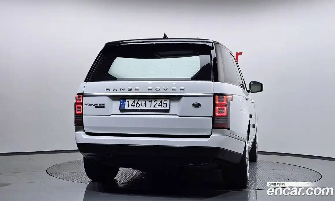 Land Rover Range-Rover 2017 5.0 гидро в Москве № 166653, фото 4