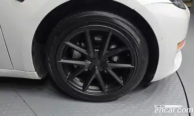 Tesla Model 3 2022 0.2 гидро в Москве № 167880, миниатюра 5