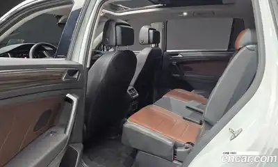 Volkswagen Tiguan 2023 2.0 гидро в Москве № 168478, миниатюра 12