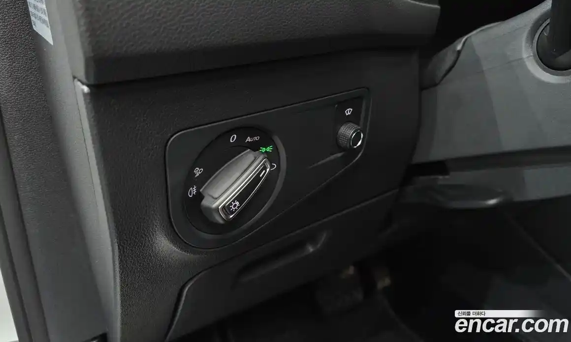 Volkswagen Tiguan 2023 2.0 гидро в Москве № 168478, фото 17