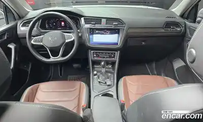 Volkswagen Tiguan 2023 2.0 гидро в Москве № 168478, миниатюра 7