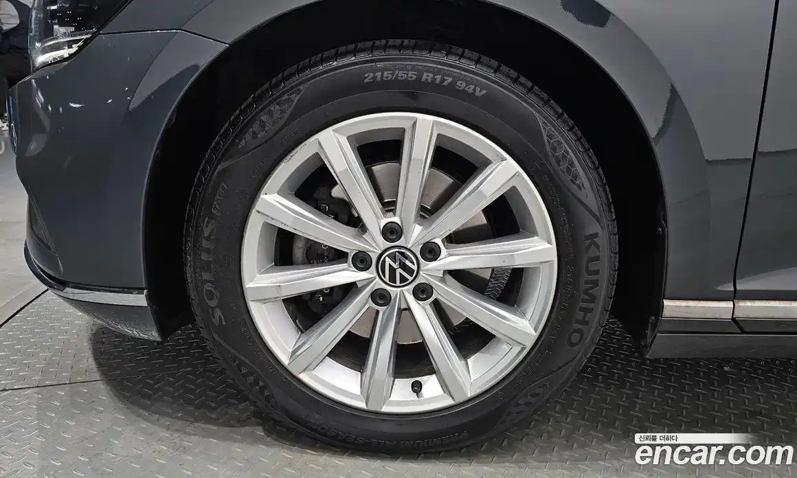 Volkswagen Passat 2021 2.0 гидро в Москве № 168874, фото 4