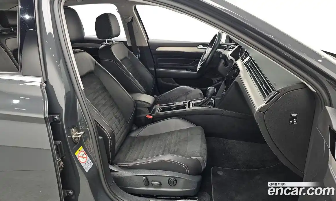 Volkswagen Passat 2021 2.0 гидро в Москве № 168874, фото 10