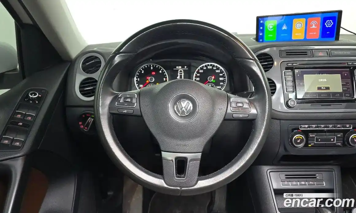 Volkswagen Tiguan 2015 2.0 гидро в Москве № 168957, фото 13