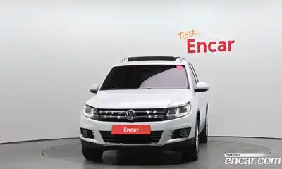 Volkswagen Tiguan 2015 2.0 гидро в Москве № 168957, миниатюра 3